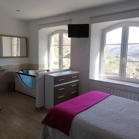 Hotel Alojamiento Rural El Refugio Tudanca