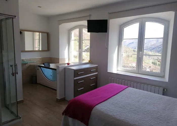 Hotel Alojamiento Rural El Refugio Tudanca